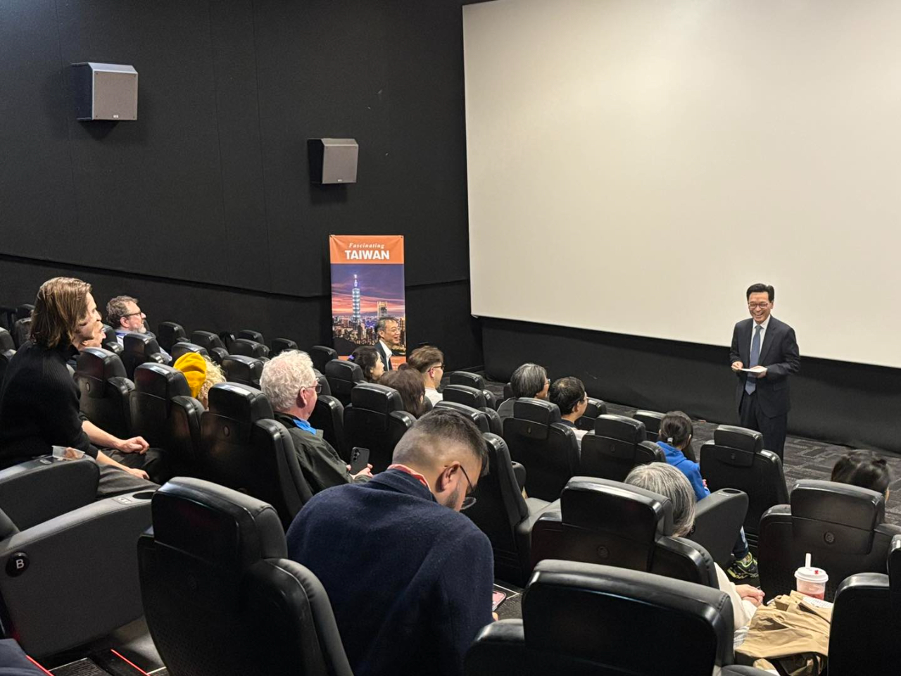 In the opening remarks, Ambassador Tang introduced the Taiwan Culture in Europe 2025 initiative, launched jointly by Taiwan’s Ministry of Foreign Affairs and Ministry of Culture, inviting friends in Ireland to visit and experience the charm of Taiwanese culture.