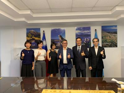 El Sr. Embajador Miguel Li-Jey Tsao se reunió con una de las principales empresas de reciclaje de residuos agrícolas de Taiwán