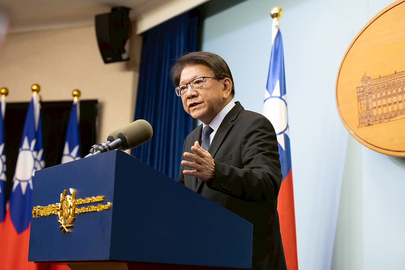 總統府今(21)日下午就總統原定訪問友邦史瓦帝尼行程召開記者會,並由總統府秘書長潘孟安代表發表說明