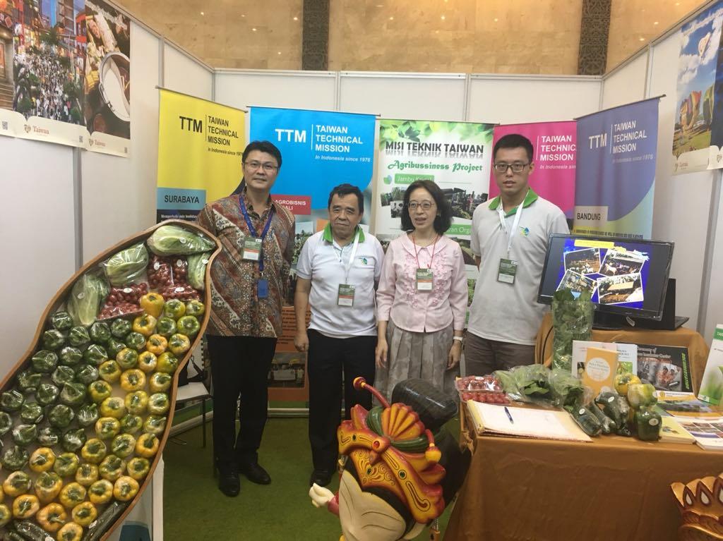 Di Jakarta Convention Centre (JCC) juga bisa ditemukan buah dan sayuran dari Taiwan!
.
Dari tanggal 28 Juni hingga 1 Juli, dari pukul 09:00 sampai 18:00, Asosiasi Petani Indonesia menyelenggarakan "Forum Asia Tentang Produk Pertanian" di JCC. 