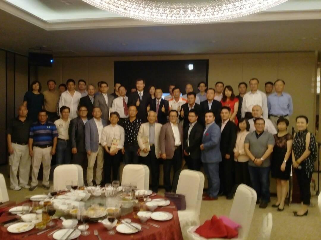 Timbalan wakil Michael S.Y. Yiin  menghadiri  Taipei Investors' Association in Kuala Lumpur mengadakan Majlis Inaugurasi dan  sesi makan Perayaan Kuih Bulan,dan semua majlis mengambil gambar.