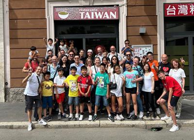 駐米蘭辦事處關懷義大利家庭收養台灣子女