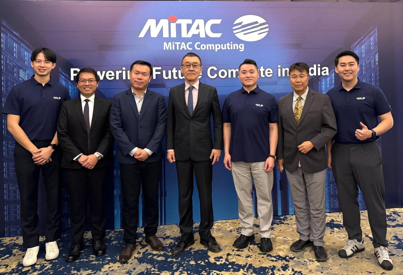 本處應邀出席台灣神達集團旗下的神雲科技公司在孟買舉辦的推廣會，瞭解台灣和印度科技廠商在伺服器技術及軟硬體配套方案的合作情形，並就AI產業的發展與2國業界交換意見（2026年1月22日）

（圖）駐孟買辦事處處長張均宇、神雲科技來孟買推廣人員、孟買台貿中心主任林書涵及經理陳元翔、駐孟買辦事處副參事張水庸。